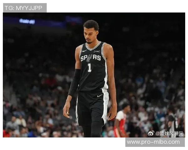 张佳玮分析马刺战术福克斯应成为关键单挑球员